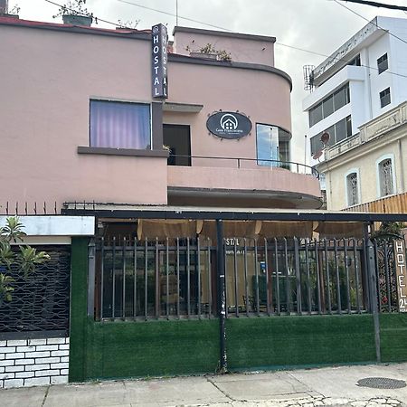 Hostal Casa Franciscana Quito Esterno foto
