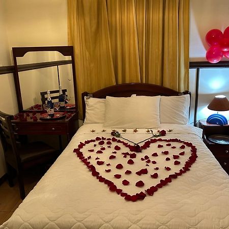 Hostal Casa Franciscana Quito Esterno foto