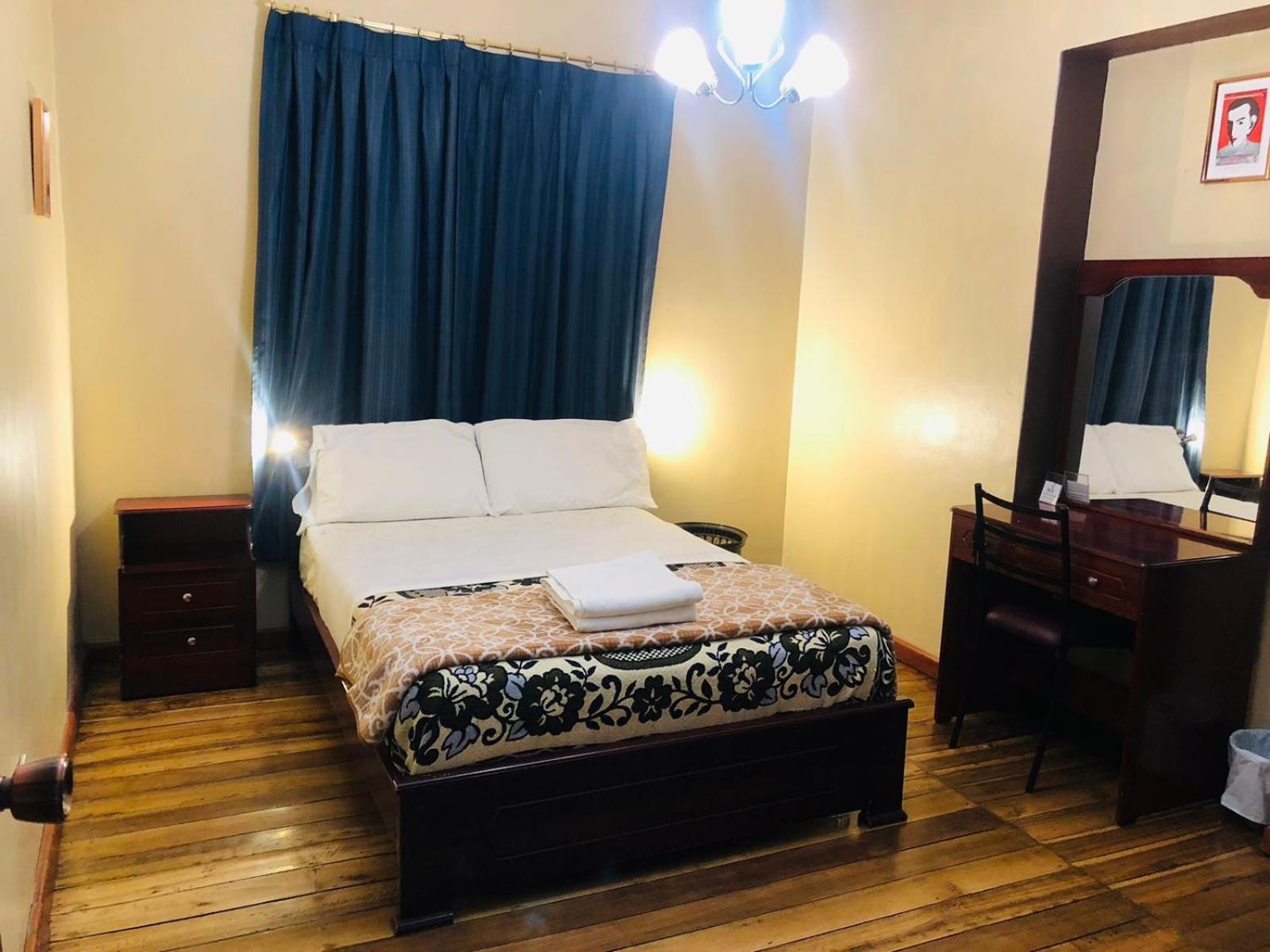 Hostal Casa Franciscana Quito Esterno foto