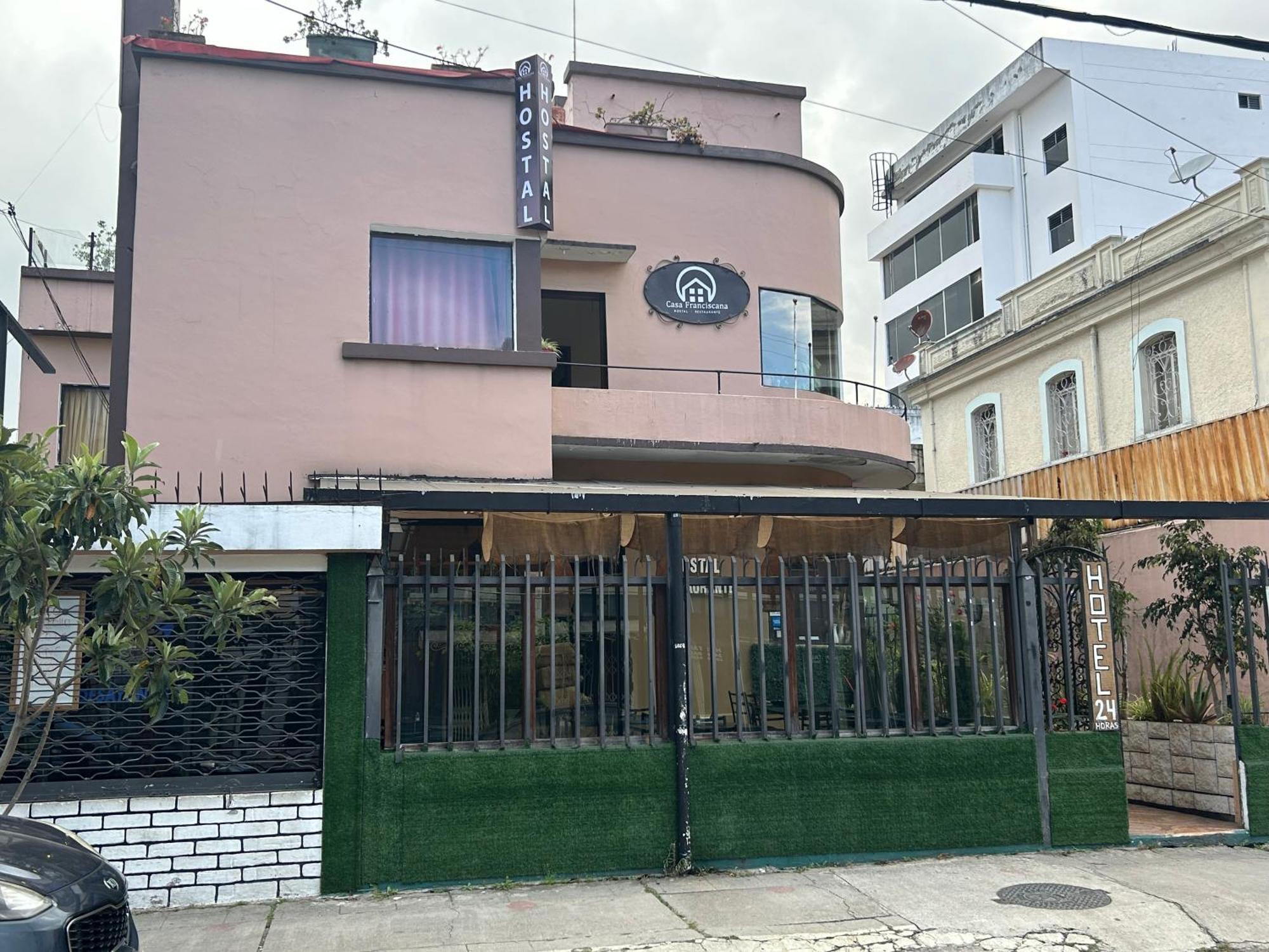 Hostal Casa Franciscana Quito Esterno foto